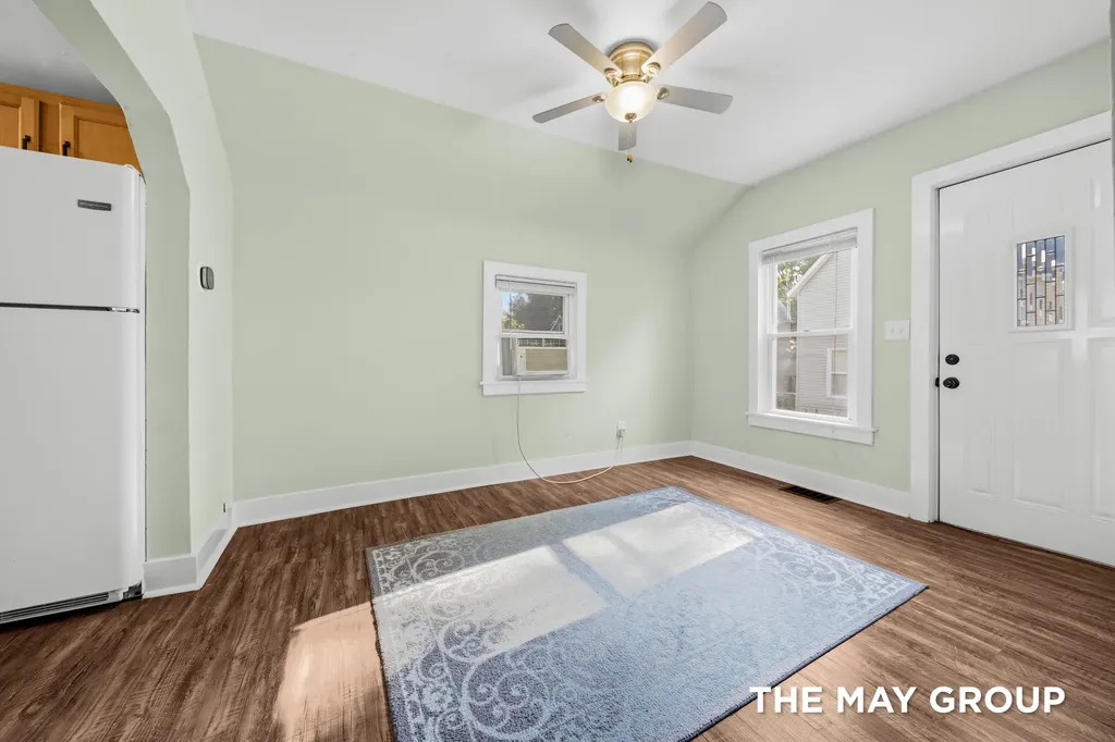 31 Mack Avenue NE Grand Rapids City MI 49503