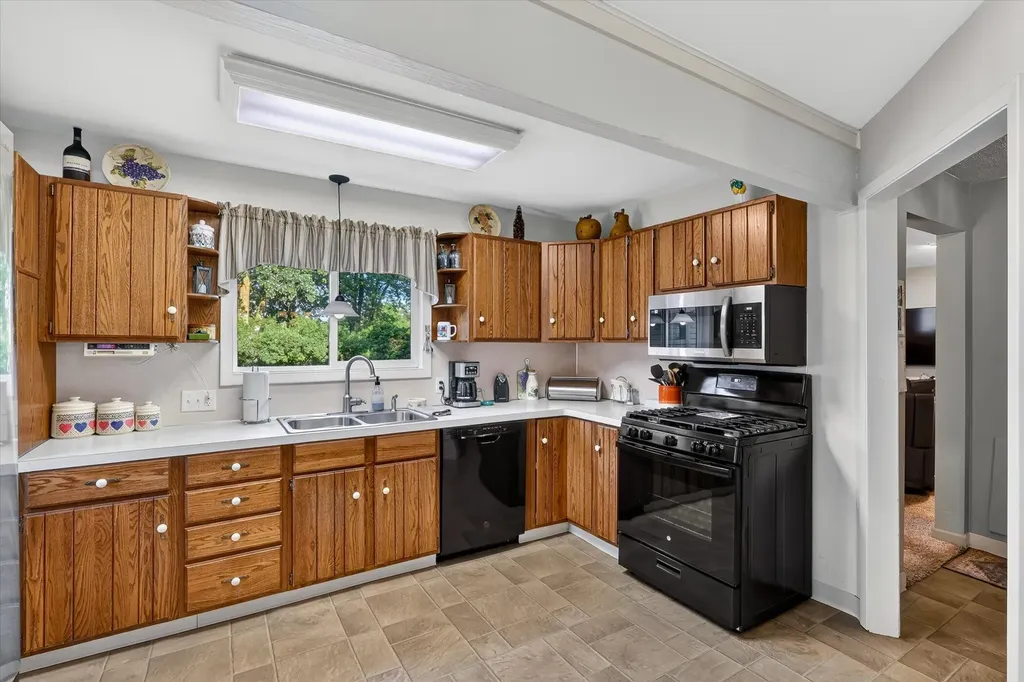 5249 Madison Avenue SE Kentwood City MI 49548