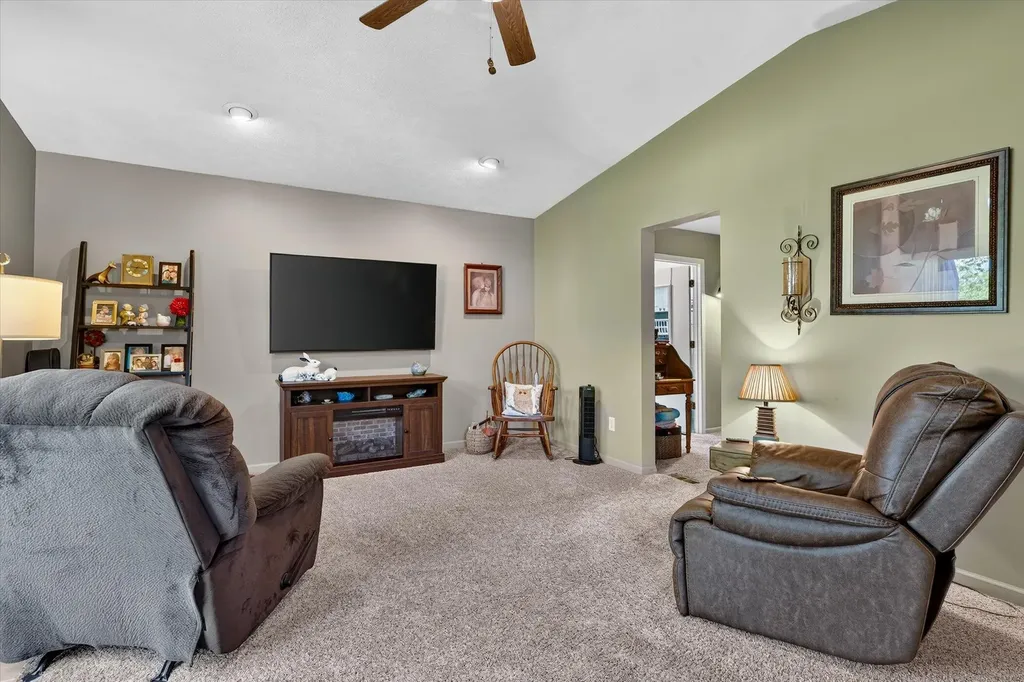 5249 Madison Avenue SE Kentwood City MI 49548