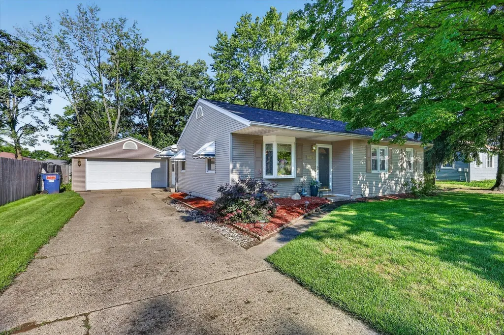 5249 Madison Avenue SE Kentwood City MI 49548