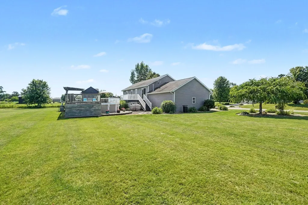4913 W Daisy Way Sheridan Charter Township MI 49412