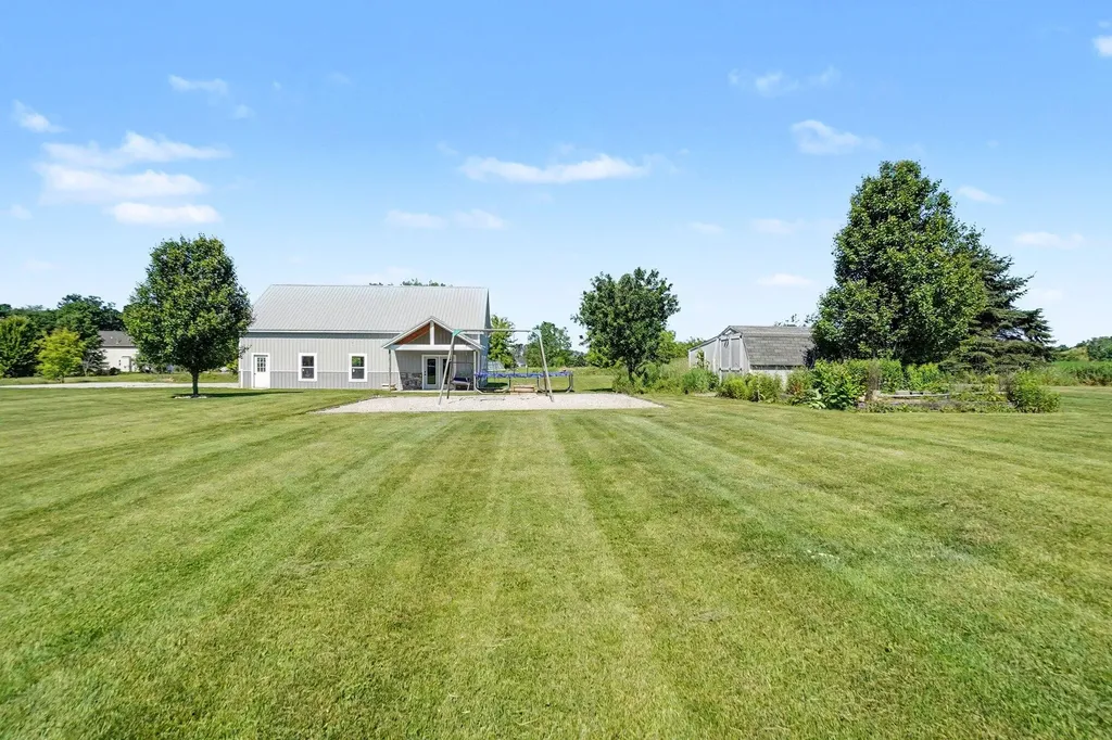 4913 W Daisy Way Sheridan Charter Township MI 49412