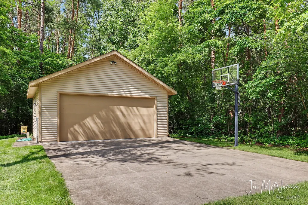 3701 Webber Pines Drive NE Plainfield Charter Township MI 49525