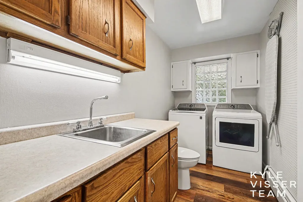 3305 Olderidge Drive NE Grand Rapids Charter Township MI 49525