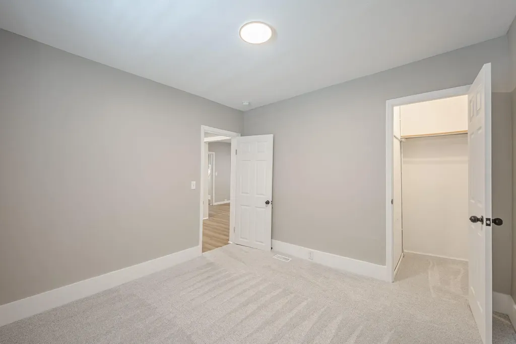 23 Palmer Street NE Grand Rapids City MI 49505