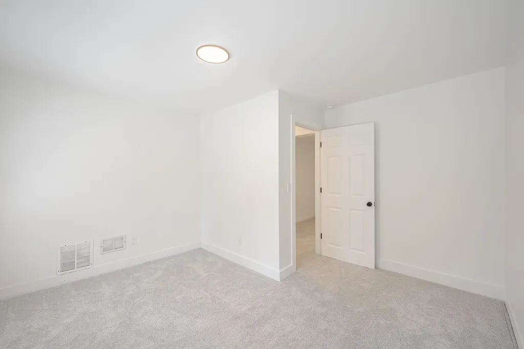 23 Palmer Street NE Grand Rapids City MI 49505