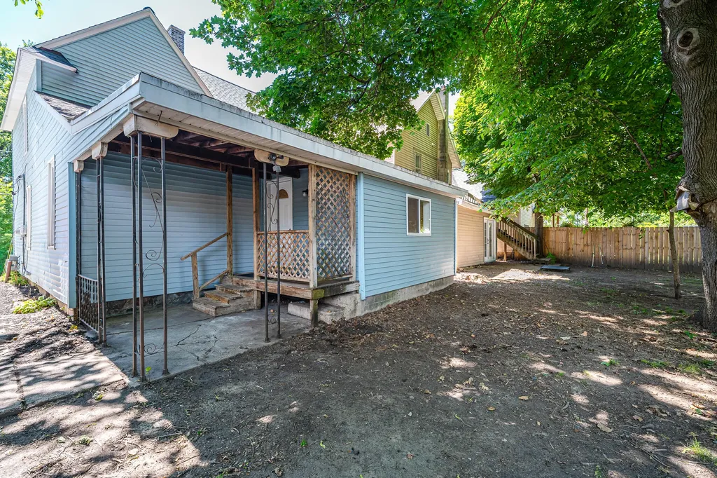 23 Palmer Street NE Grand Rapids City MI 49505