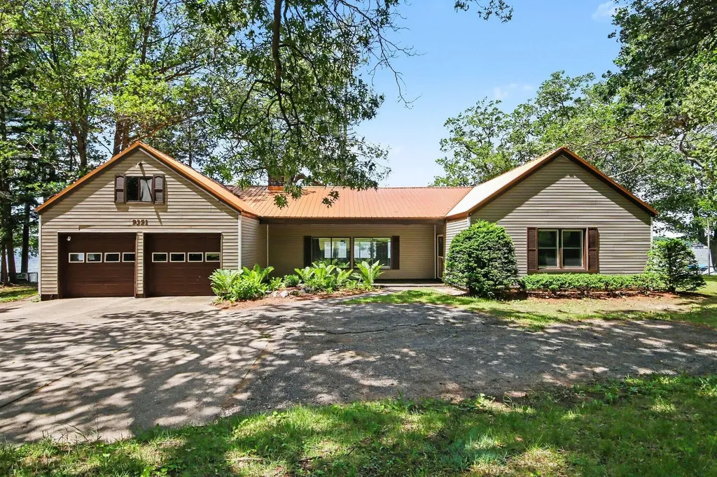 9351 S Catalpa Avenue Brooks Township MI 49337