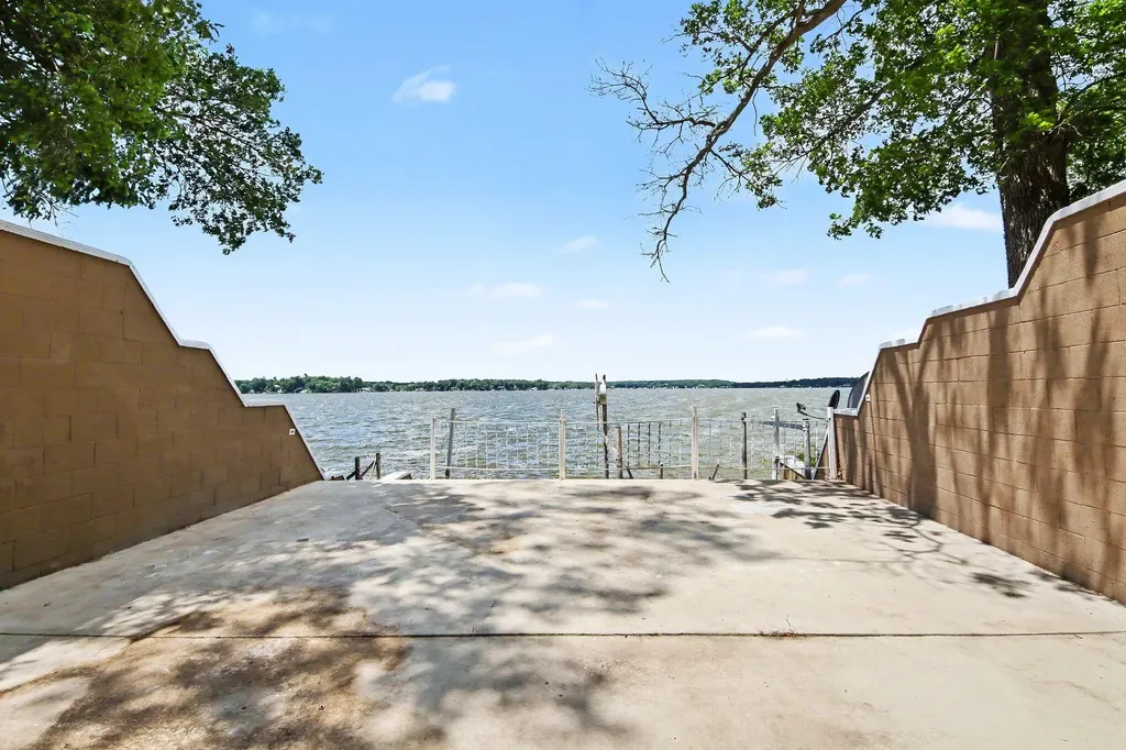 9351 S Catalpa Avenue Brooks Township MI 49337
