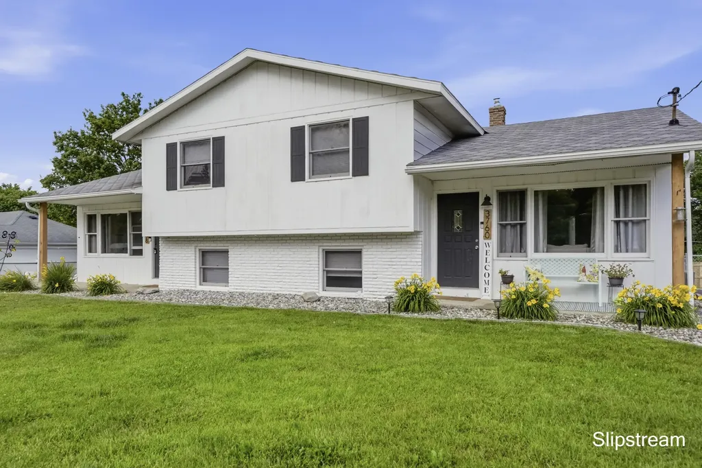 3758 Newcastle Drive SE Grand Rapids City MI 49508