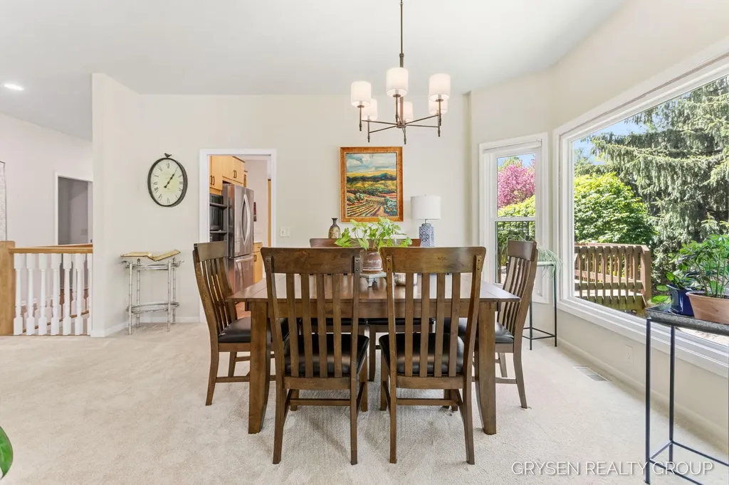 2137 Lamberton Creek Lane NE Grand Rapids City MI 49505