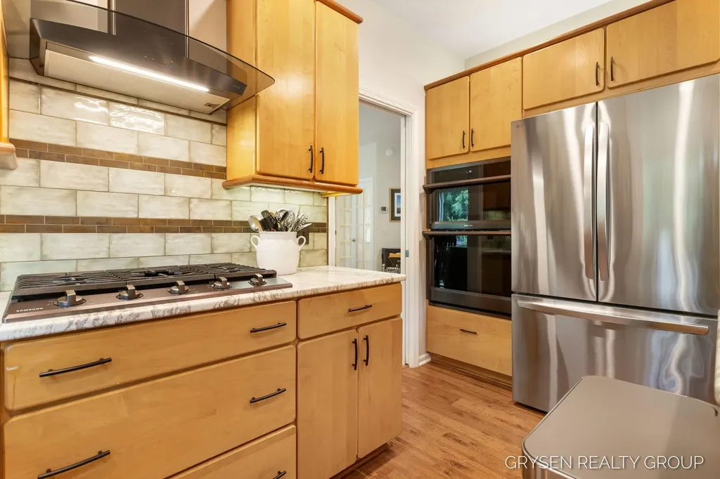 2137 Lamberton Creek Lane NE Grand Rapids City MI 49505