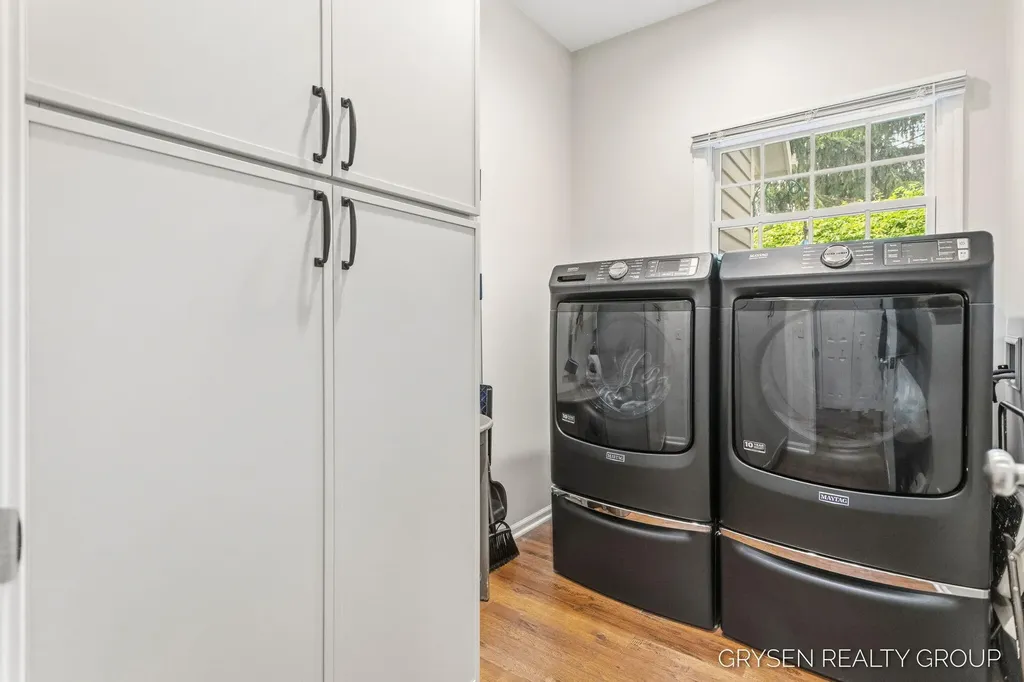 2137 Lamberton Creek Lane NE Grand Rapids City MI 49505
