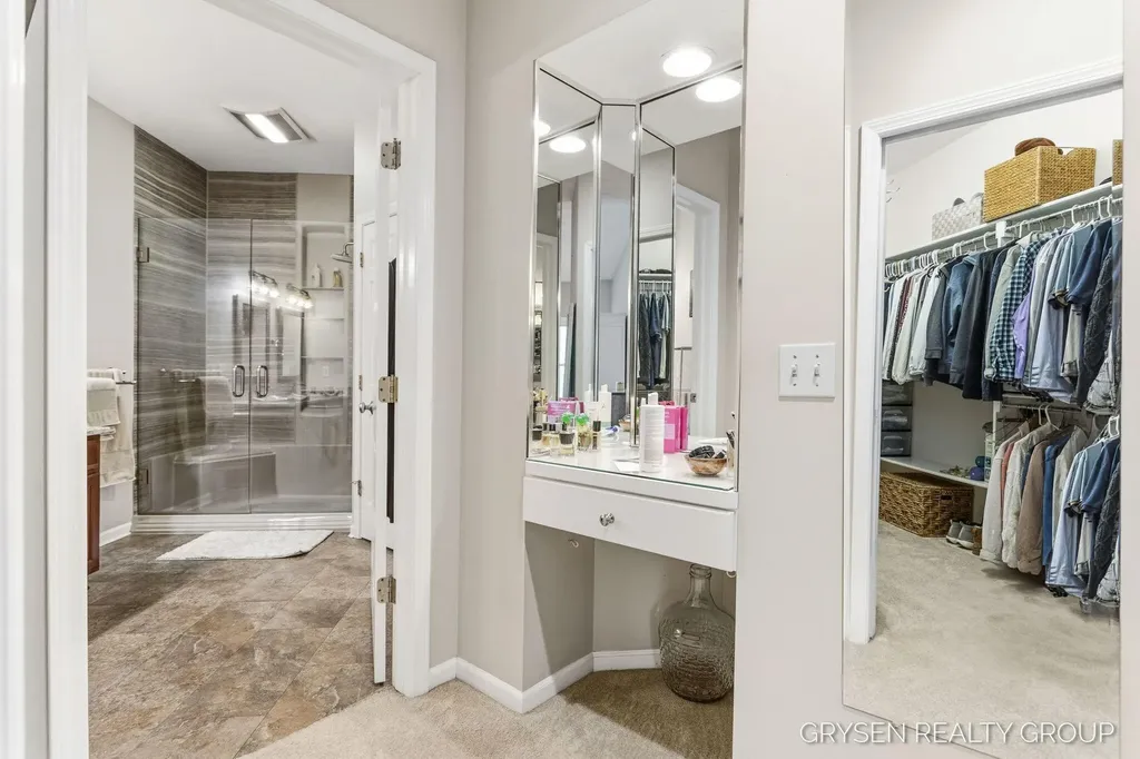 2137 Lamberton Creek Lane NE Grand Rapids City MI 49505
