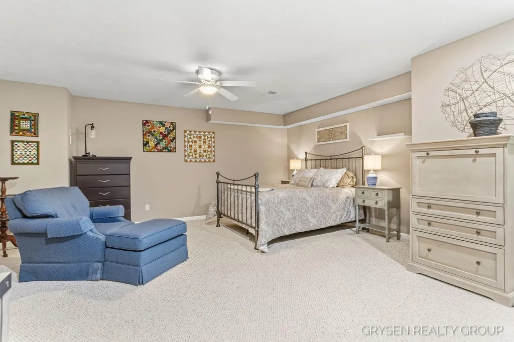 2137 Lamberton Creek Lane NE Grand Rapids City MI 49505