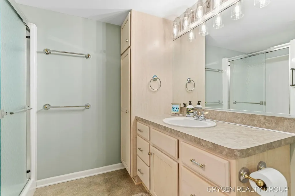 2137 Lamberton Creek Lane NE Grand Rapids City MI 49505