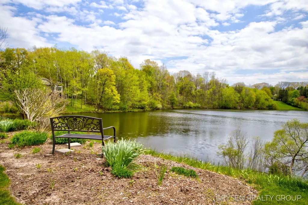 2137 Lamberton Creek Lane NE Grand Rapids City MI 49505