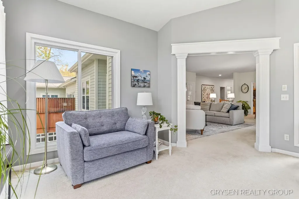 2137 Lamberton Creek Lane NE Grand Rapids City MI 49505