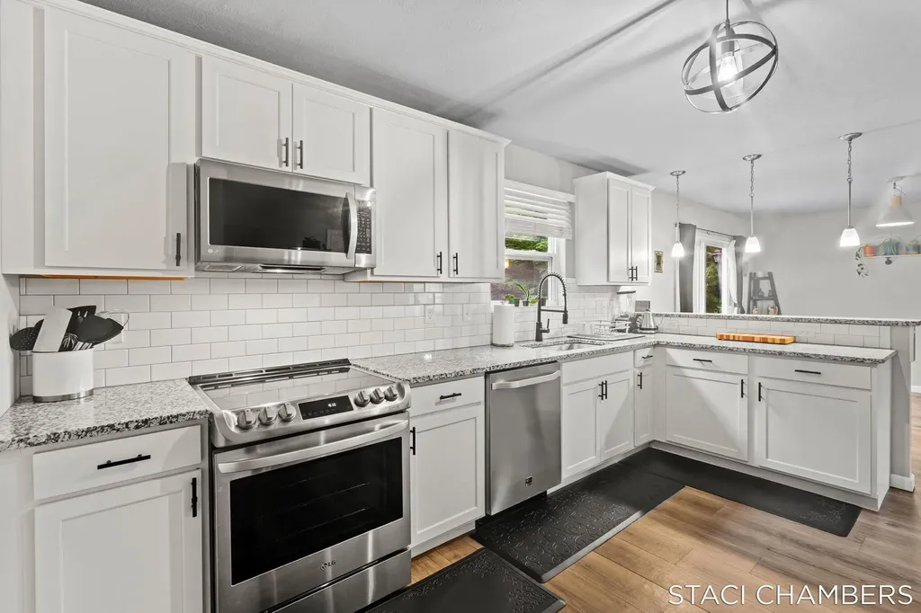 1672 E Ryan Woods Circle Valley Township MI 49010