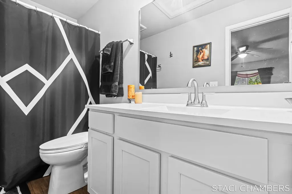 1672 E Ryan Woods Circle Valley Township MI 49010