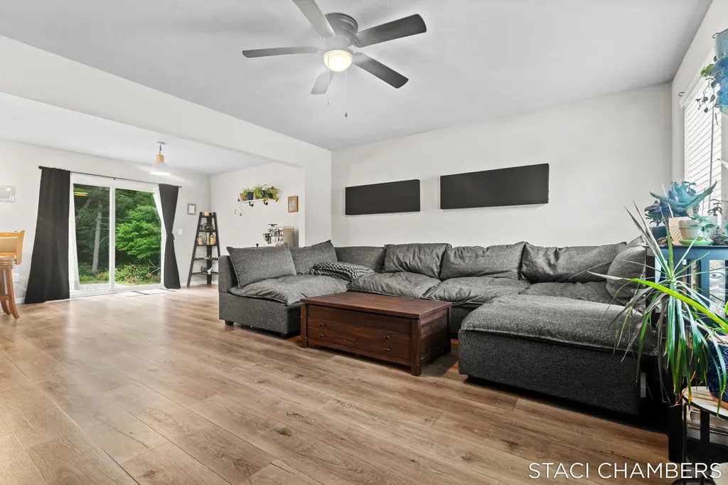 1672 E Ryan Woods Circle Valley Township MI 49010