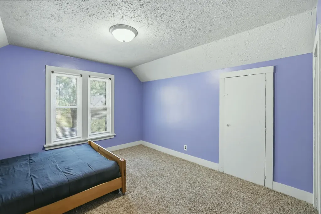 118 W 18th Street Holland City MI 49423