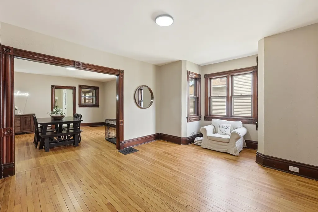 1009 2nd Street NW Grand Rapids City MI 49504