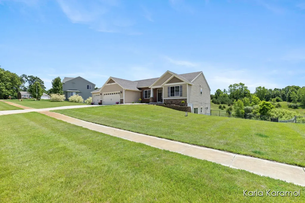 11782 Ridge Water Drive NE Algoma Township MI 49345