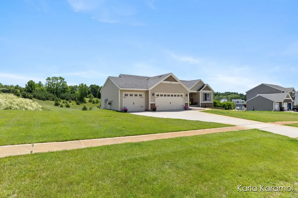 11782 Ridge Water Drive NE Algoma Township MI 49345