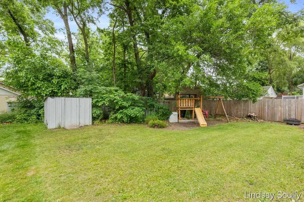 4914 Haughey Avenue SW Wyoming City MI 49548