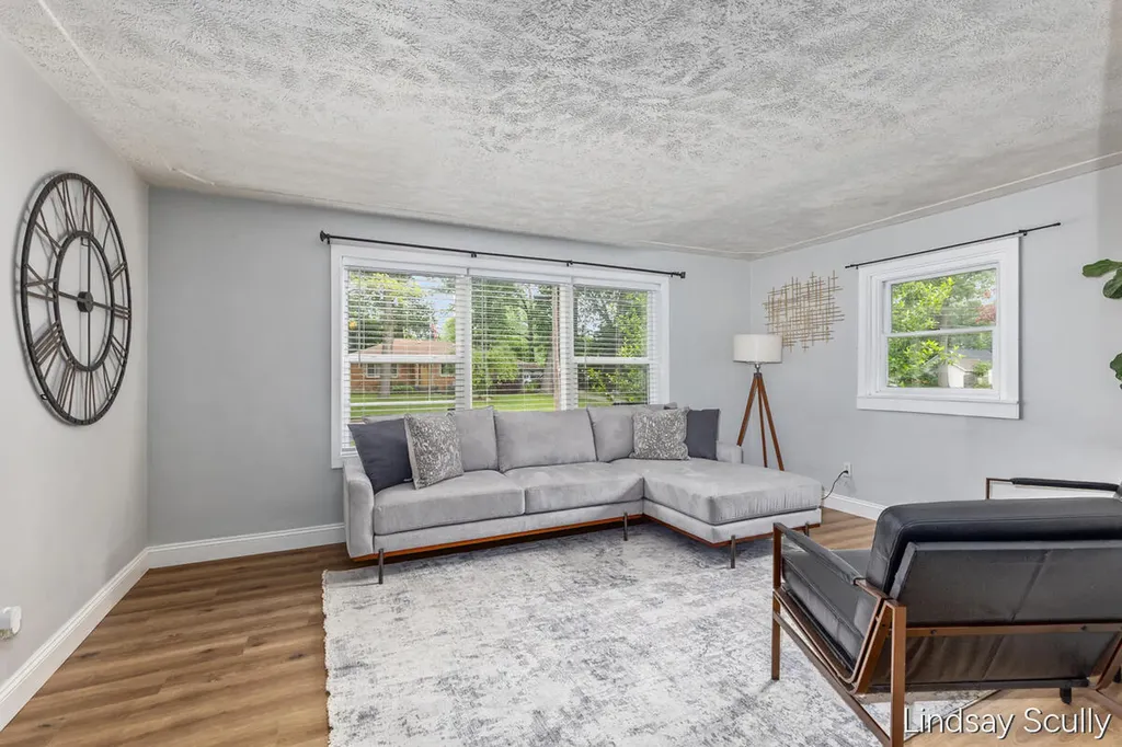 4914 Haughey Avenue SW Wyoming City MI 49548