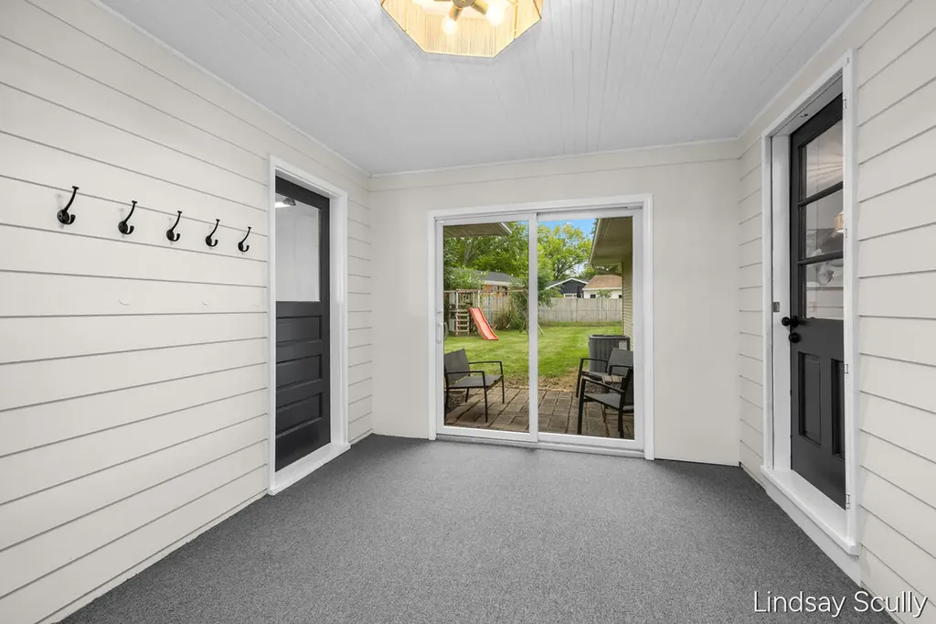 160 Boltwood Drive NE Grand Rapids City MI 49505