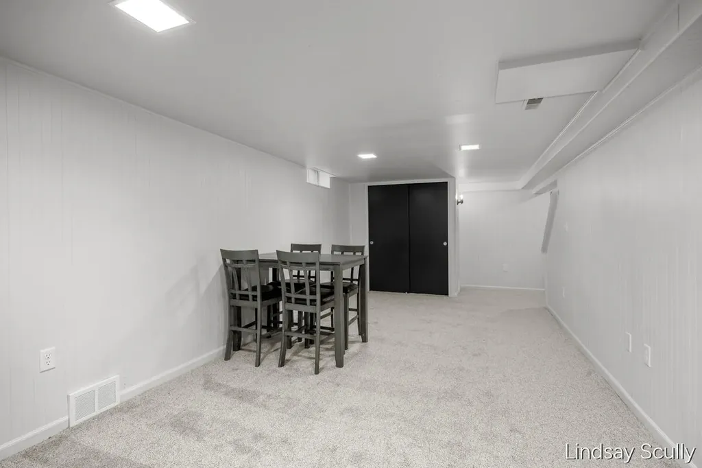 160 Boltwood Drive NE Grand Rapids City MI 49505