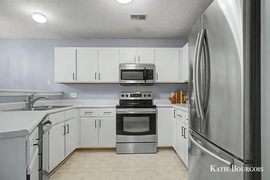 8588 Jasonville Court SE Caledonia Township MI 49316