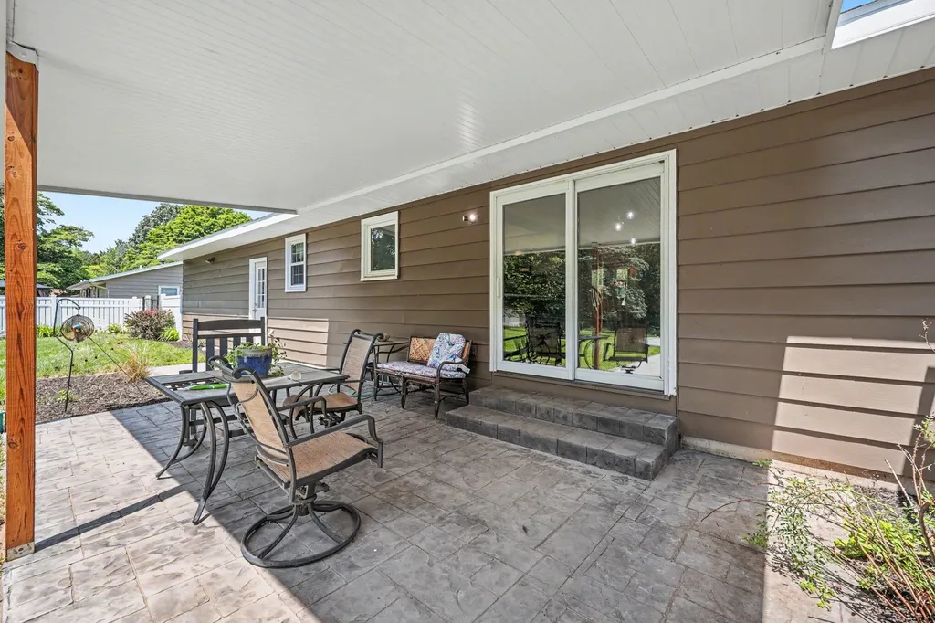 2256 Rogue River Road NE Plainfield Charter Township MI 49306