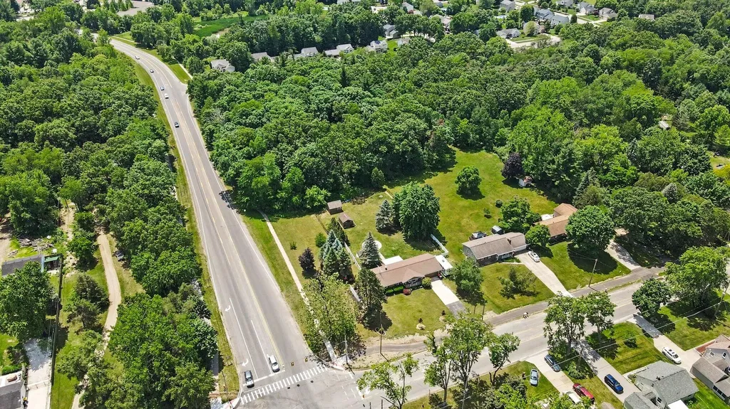 2256 Rogue River Road NE Plainfield Charter Township MI 49306