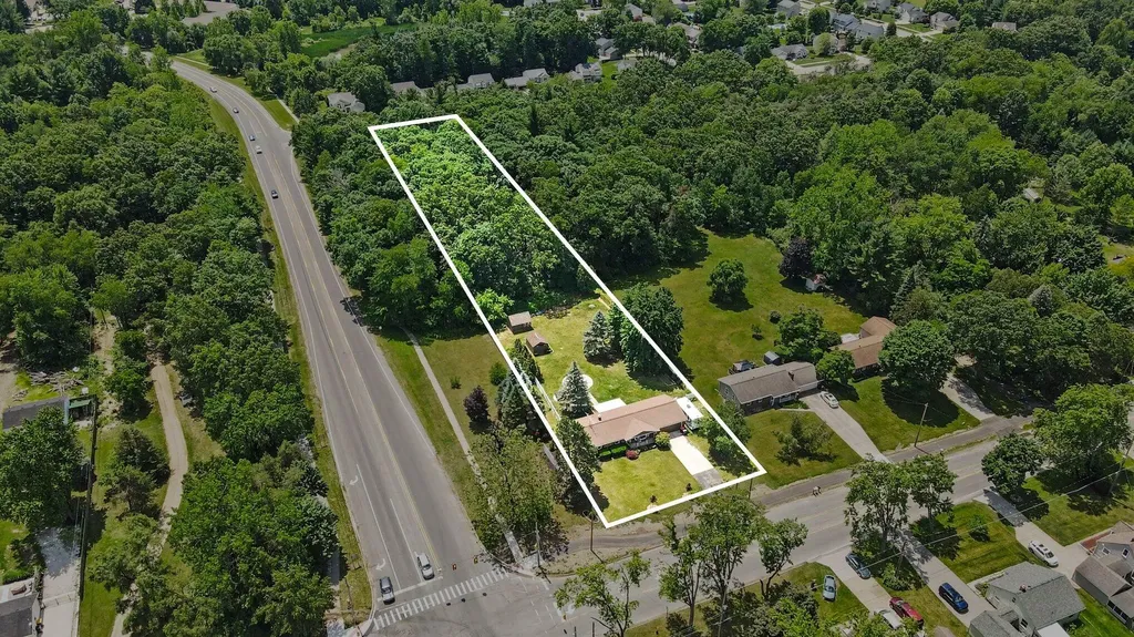 2256 Rogue River Road NE Plainfield Charter Township MI 49306