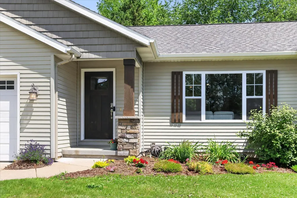 2747 4 Mile Road NW Alpine Township MI 49544