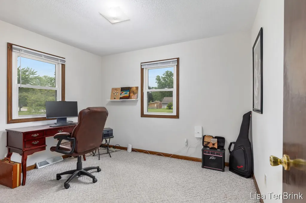 5614 Marlin Avenue Hudsonville City MI 49426