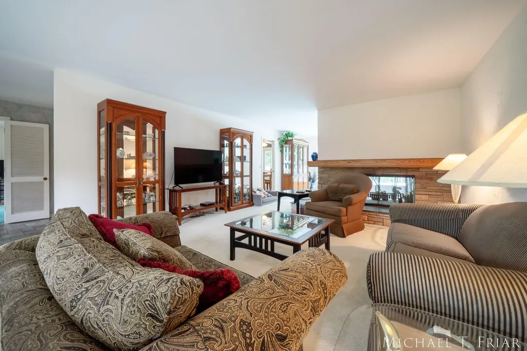 1705 Derbyshire Street SE Grand Rapids City MI 49508