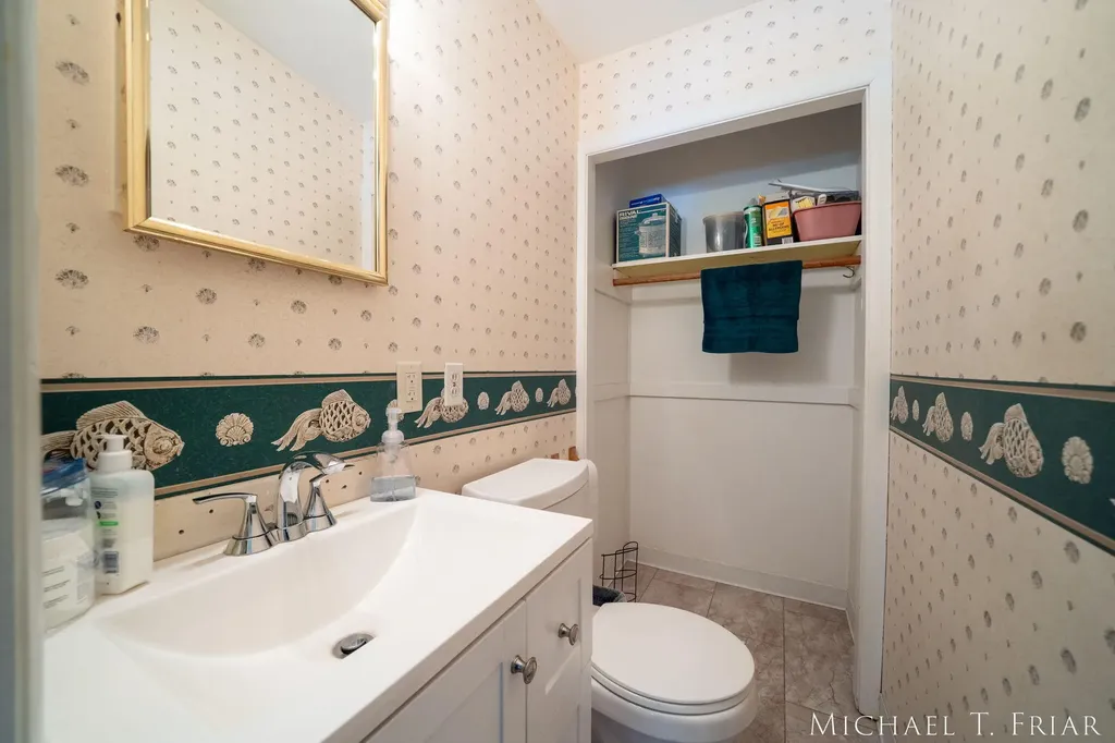 1705 Derbyshire Street SE Grand Rapids City MI 49508