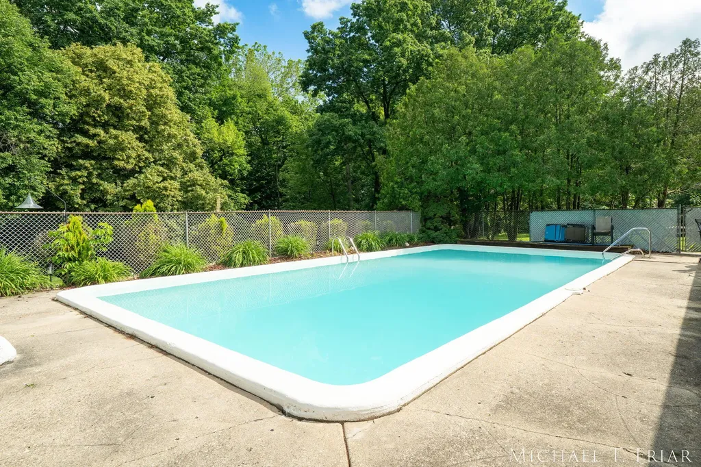 1705 Derbyshire Street SE Grand Rapids City MI 49508