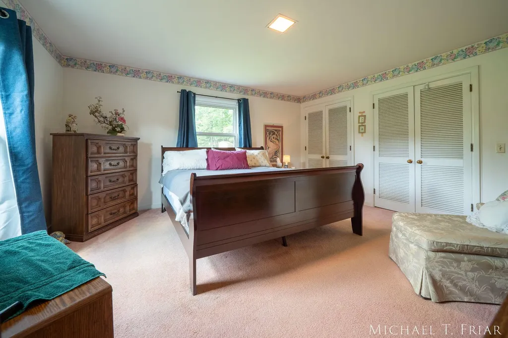 1705 Derbyshire Street SE Grand Rapids City MI 49508