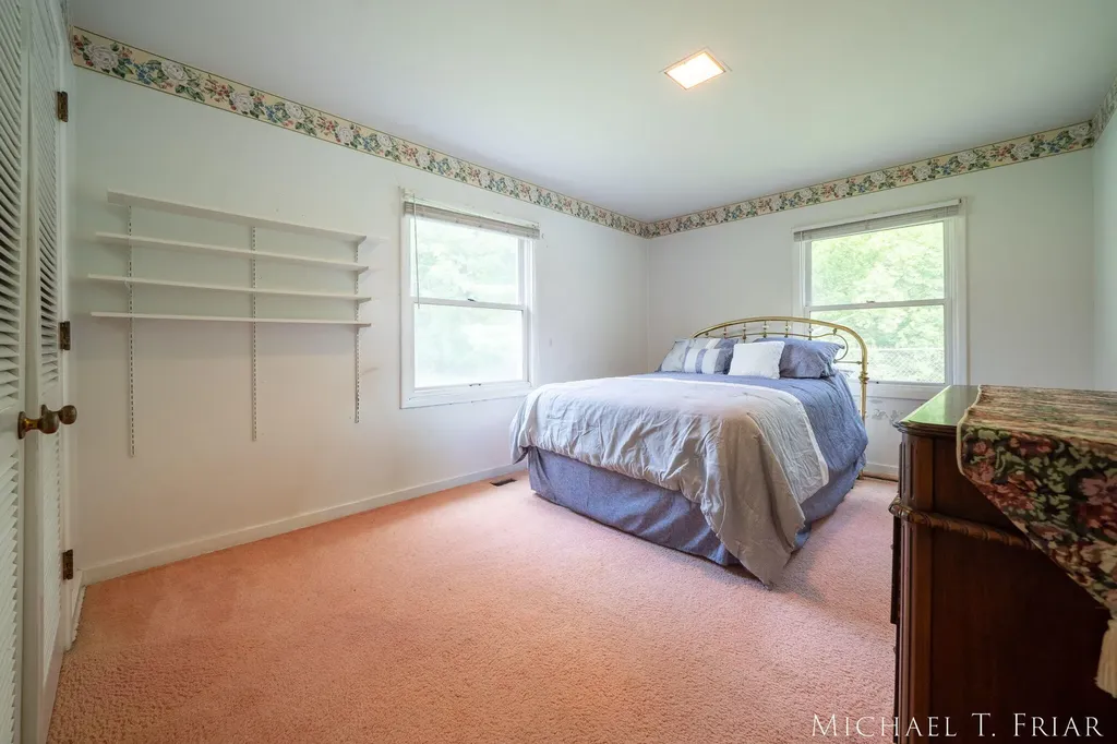 1705 Derbyshire Street SE Grand Rapids City MI 49508