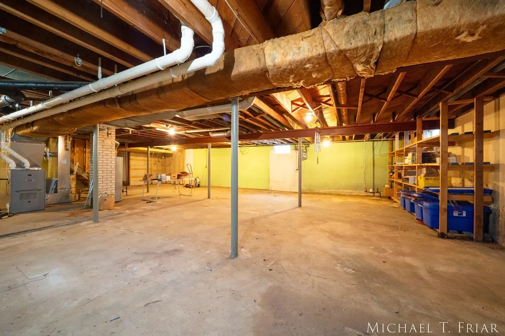 1705 Derbyshire Street SE Grand Rapids City MI 49508