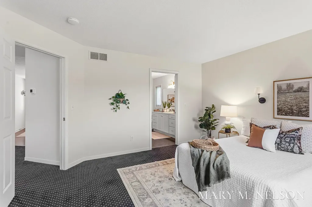 61 Majestic Court Zeeland City MI 49464