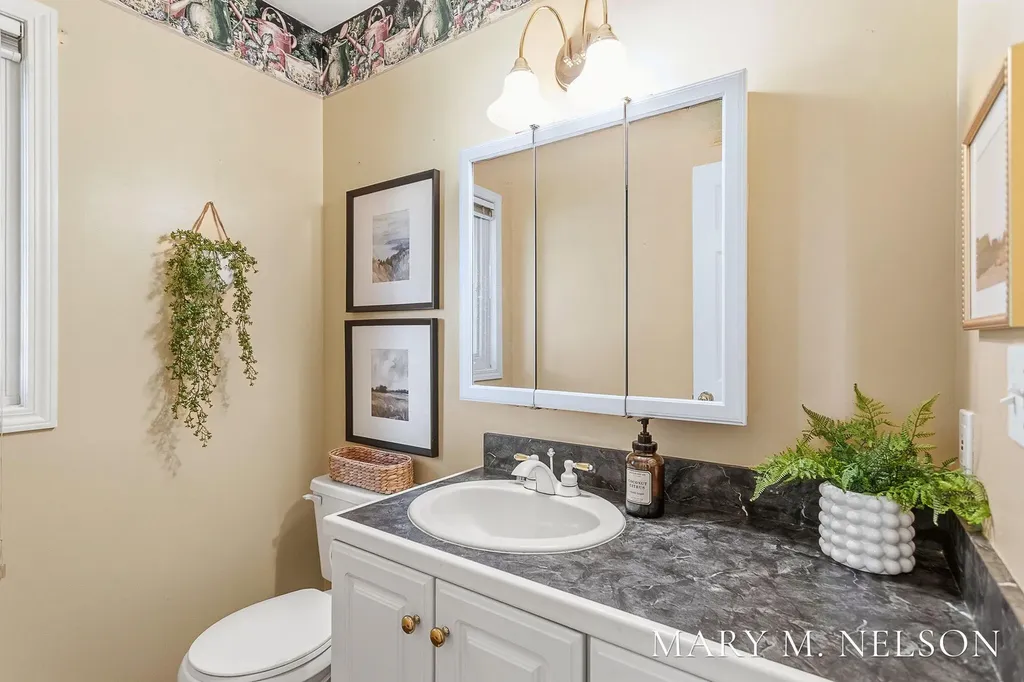 61 Majestic Court Zeeland City MI 49464