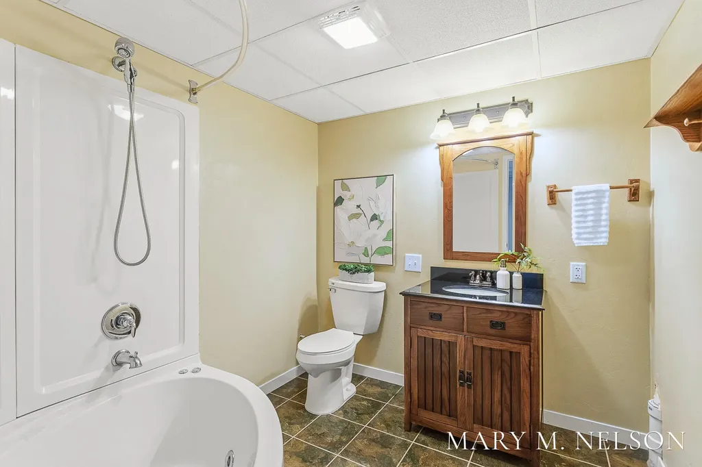 61 Majestic Court Zeeland City MI 49464
