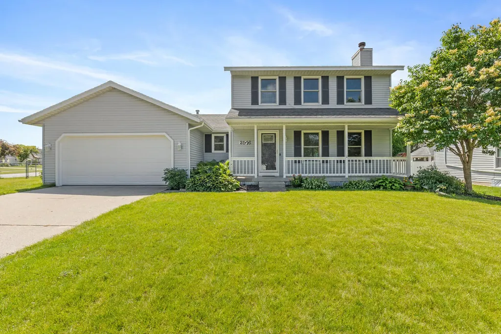 2576 Mapleview Street SE Kentwood City MI 49508