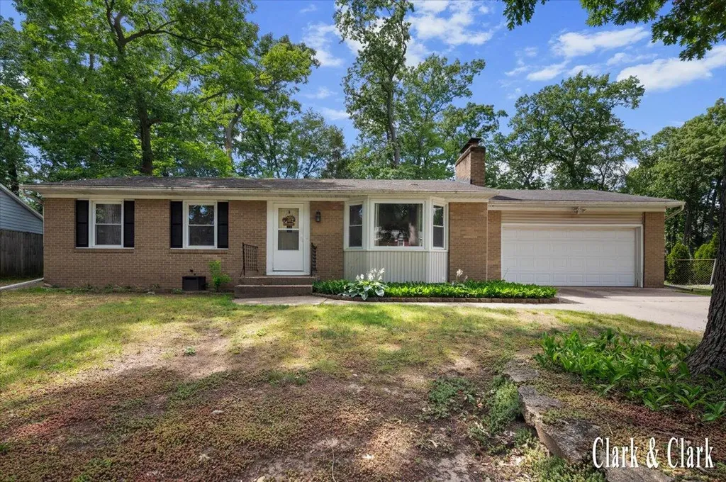 4747 Marshall Avenue SE Kentwood City MI 49508